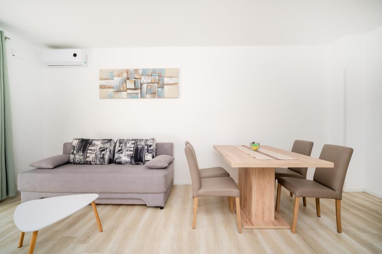 Apartments Oriana ราบัซ ภายนอก รูปภาพ